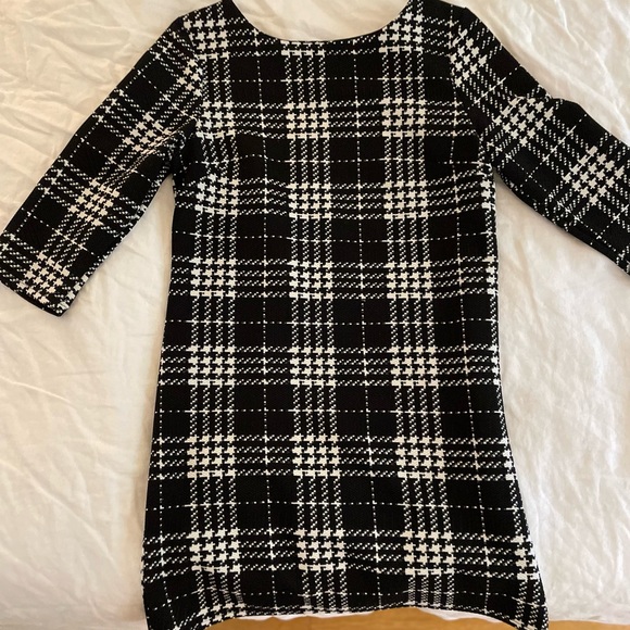 Stretchy, mini shift dress - Picture 3 of 6